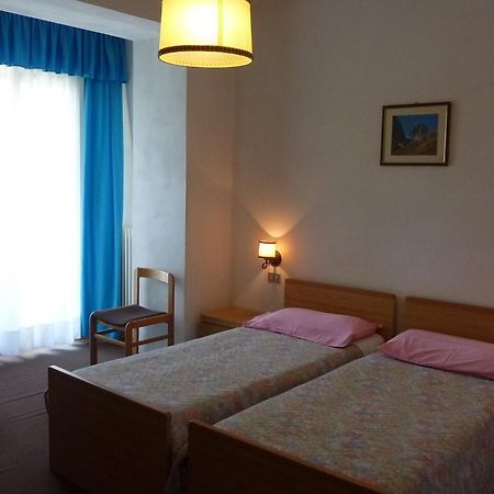 Hotel Terminus Левико-Терме Экстерьер фото