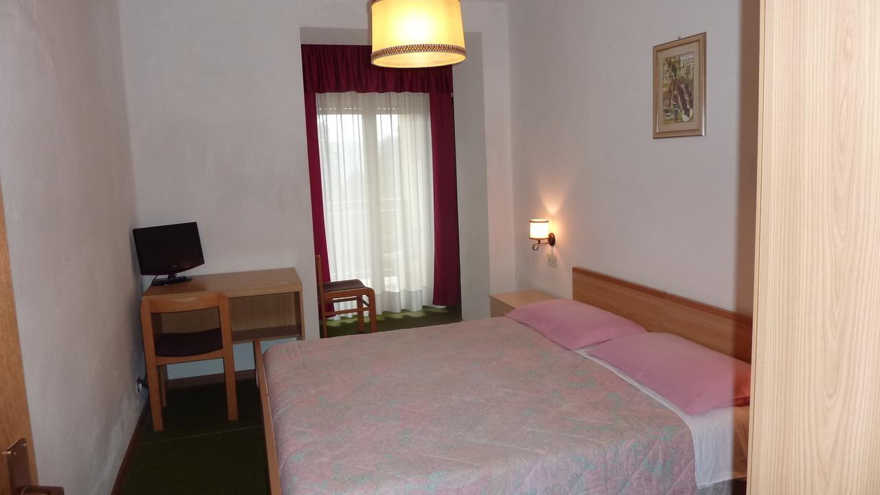 Hotel Terminus Левико-Терме Экстерьер фото