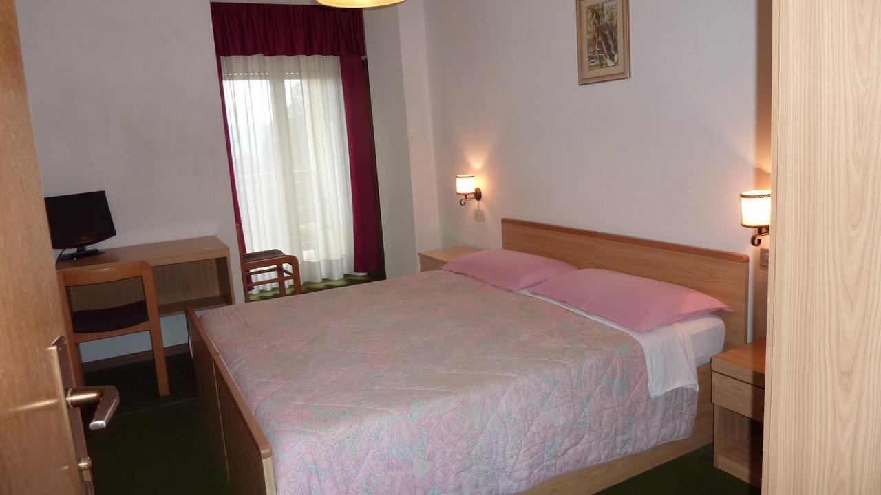 Hotel Terminus Левико-Терме Экстерьер фото